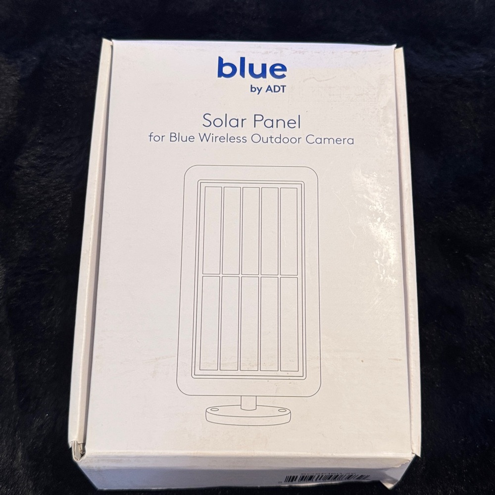 NWT!! Blue by ADT WiFi w Electric Extender for  Solar Panel for outside camera